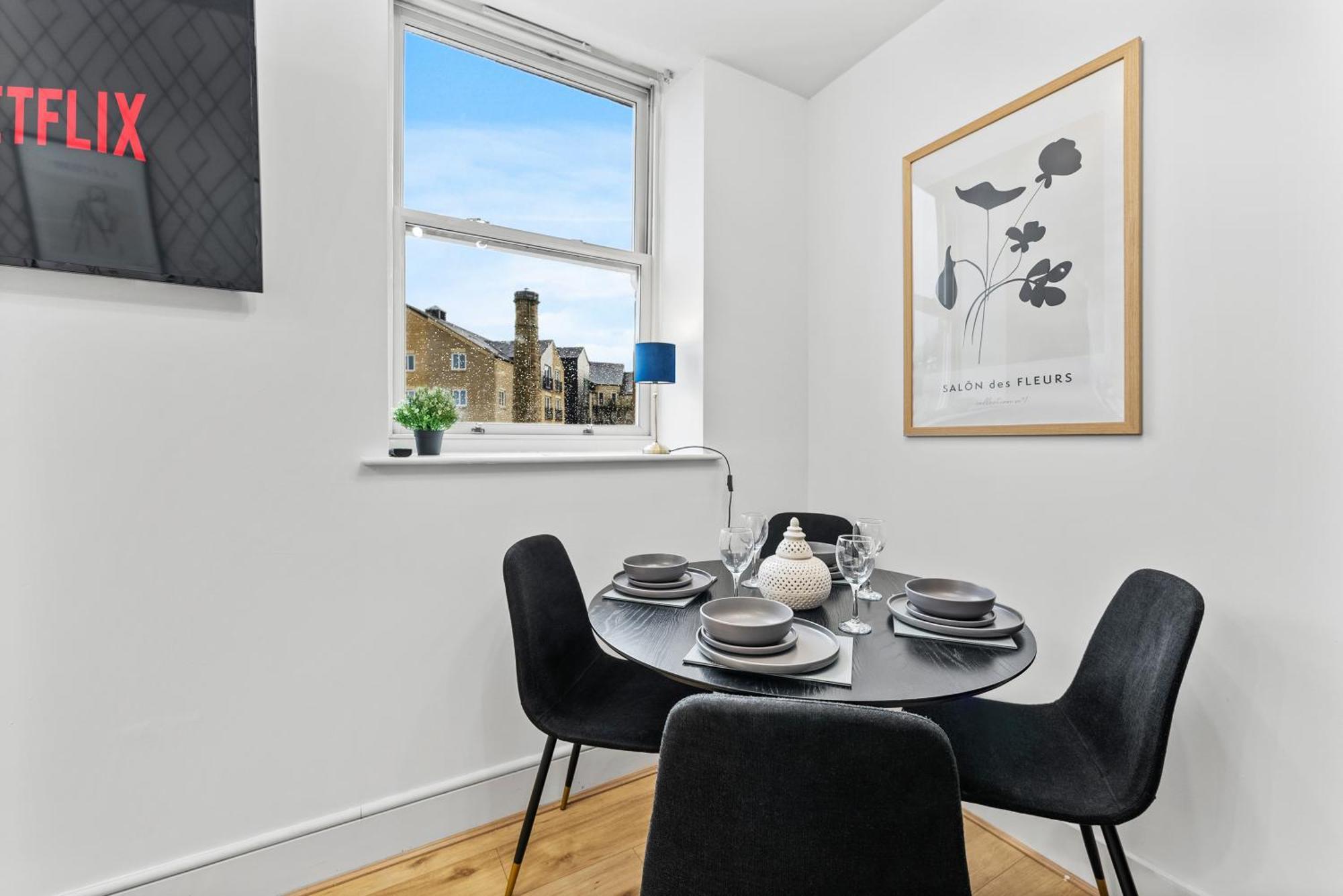 30 Percent Off! Lovely Yorkshire Duplex - Sleeps 6 - Netflix Dewsbury Exterior foto